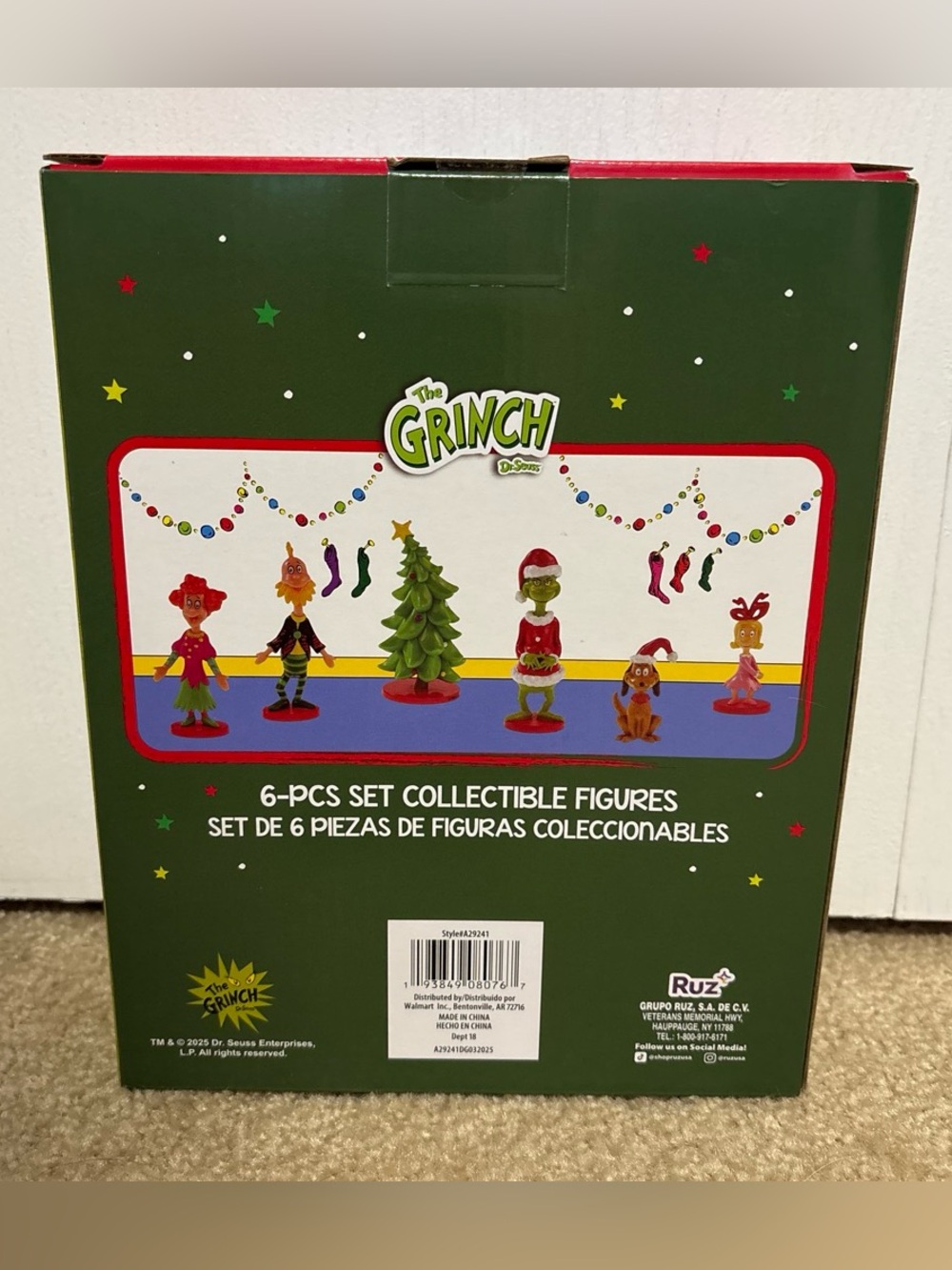 Collectible Figure Set - Picture 2 of 2